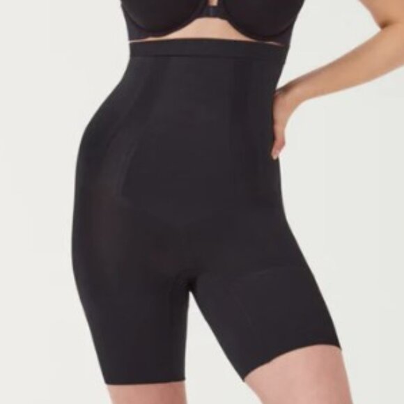 NWT SPANXsculpt™ OnCore High-Waisted Mid-Thigh Short | Very Black | Size S - Picture 1 of 7